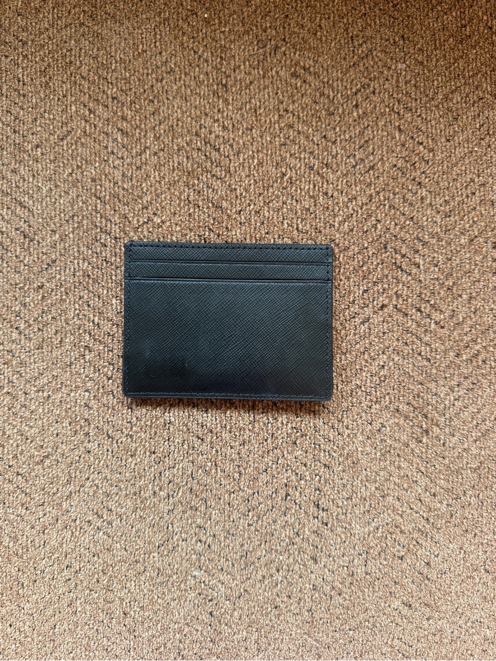 kate spade Black Textured Leather Card Case with Gold Logo - Picture 2 of 2